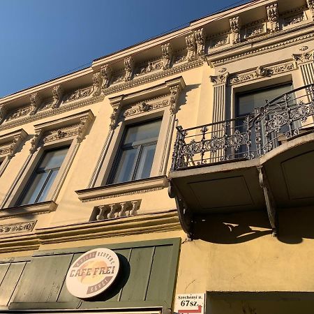Center Rooms Miskolc Exterior foto