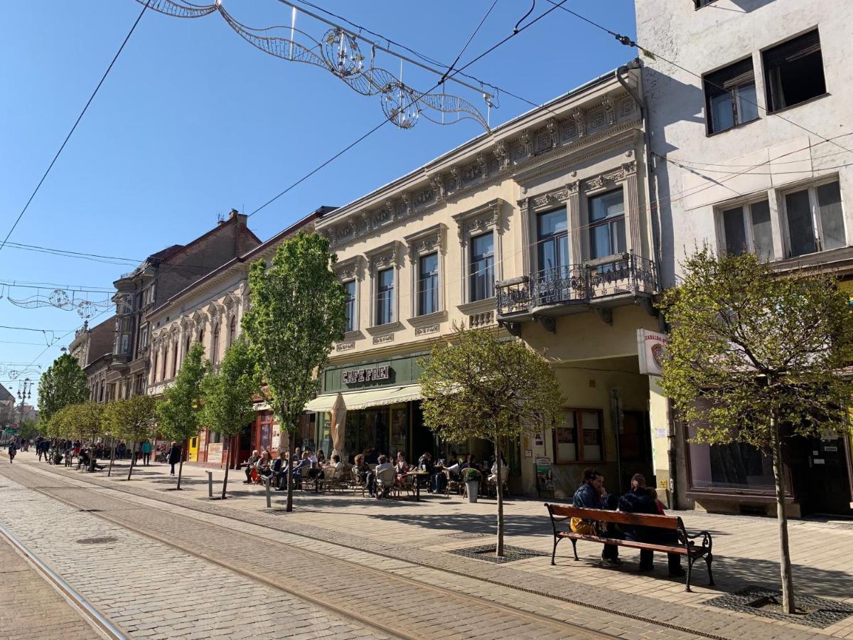 Center Rooms Miskolc Exterior foto