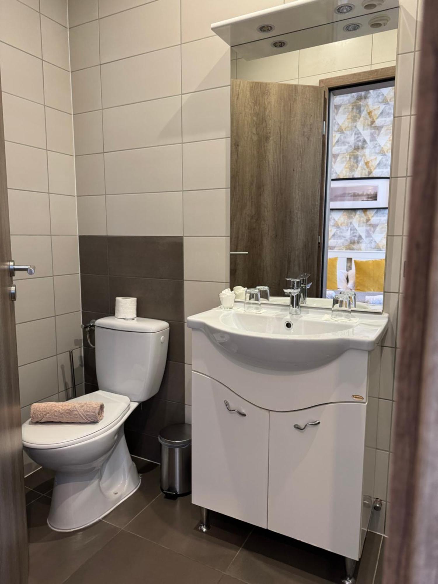 Center Rooms Miskolc Exterior foto