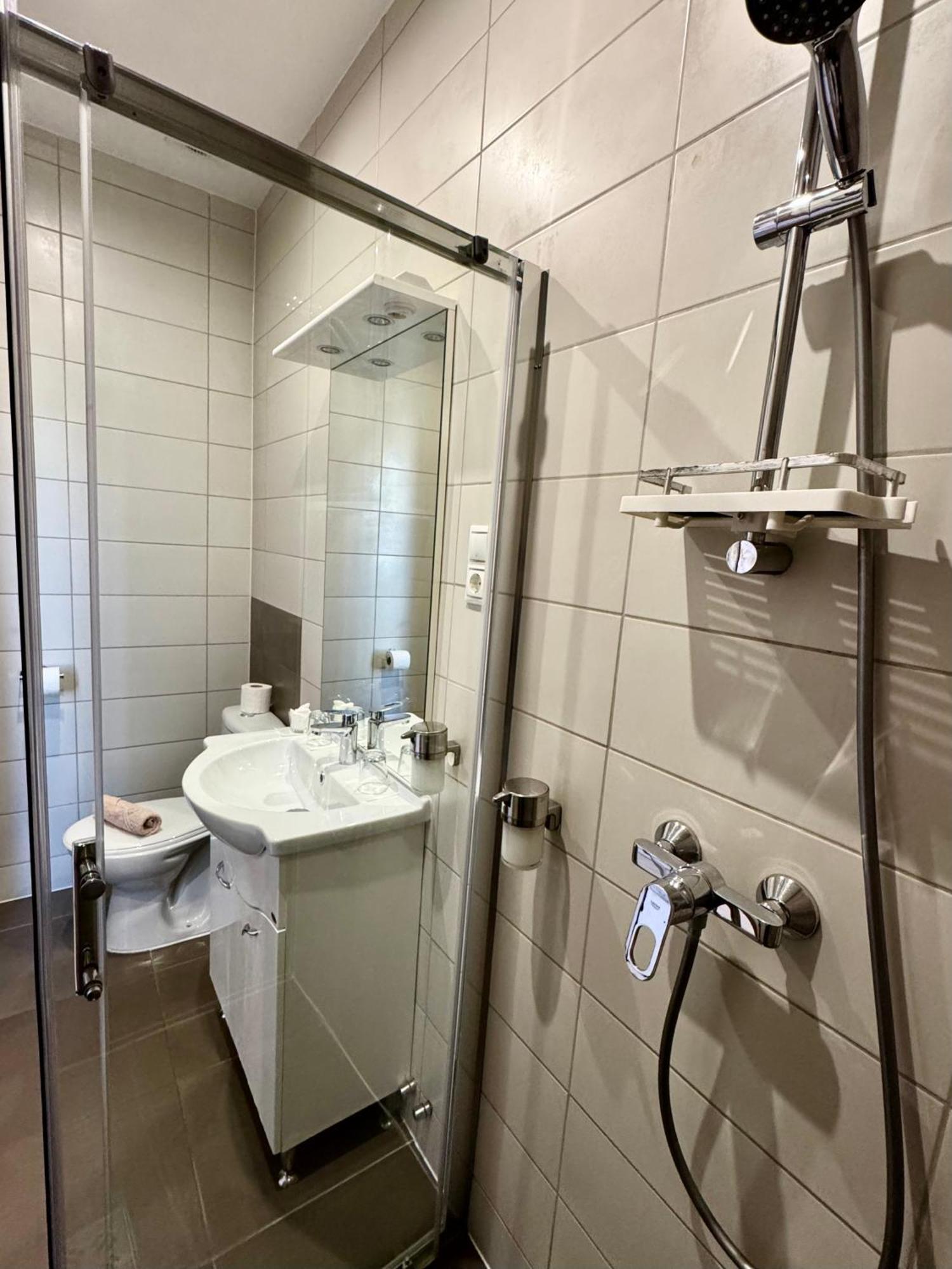 Center Rooms Miskolc Exterior foto