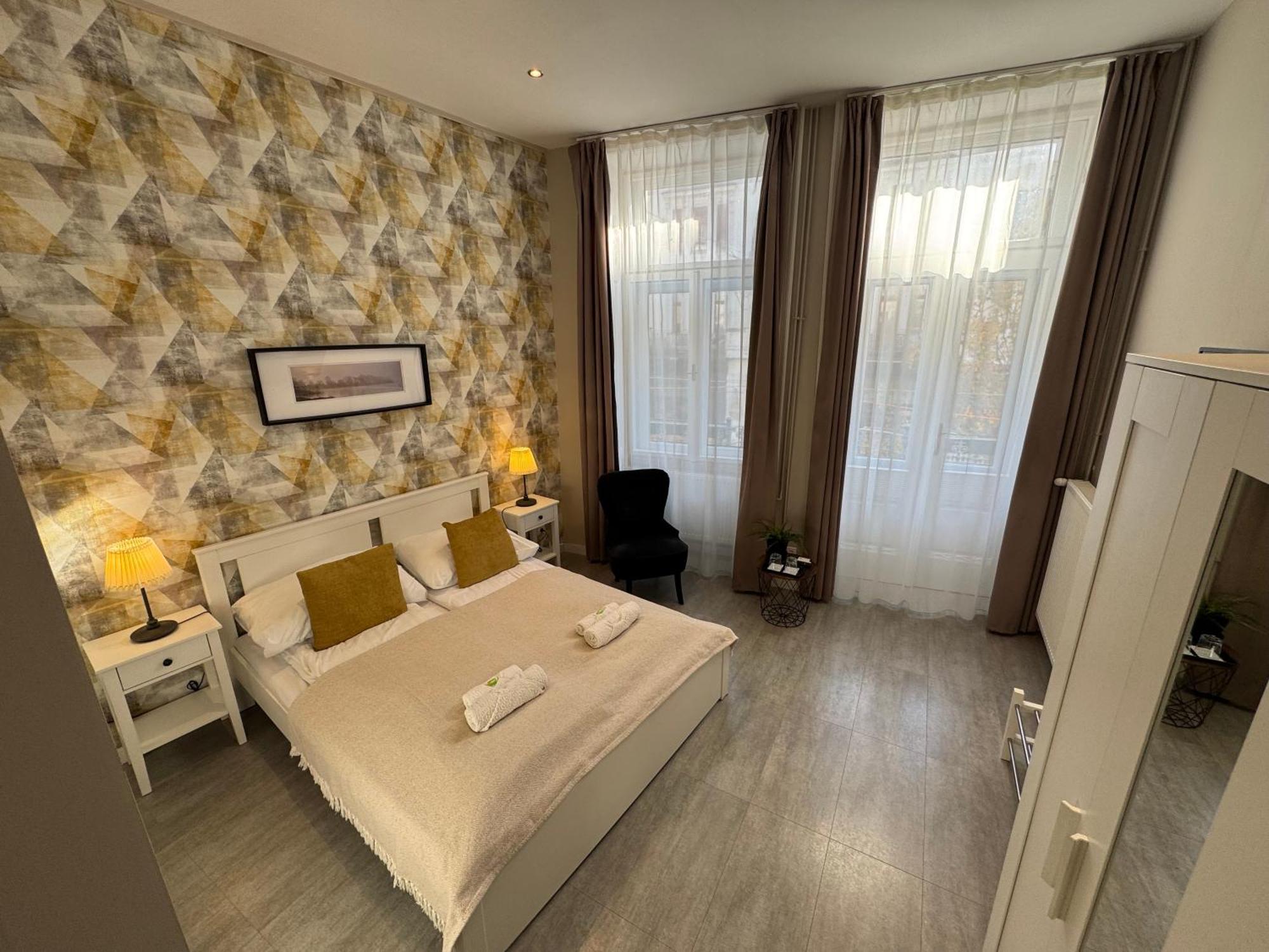 Center Rooms Miskolc Exterior foto